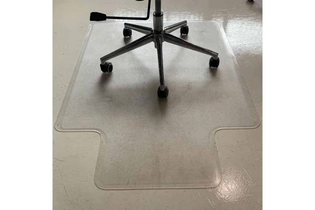 What type of Floor Mats We Make 3 plastic office floor mat